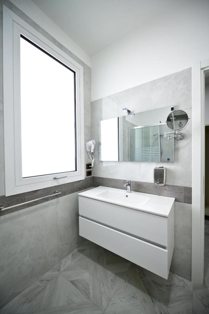 Hotel Eboli Extérieur photo
