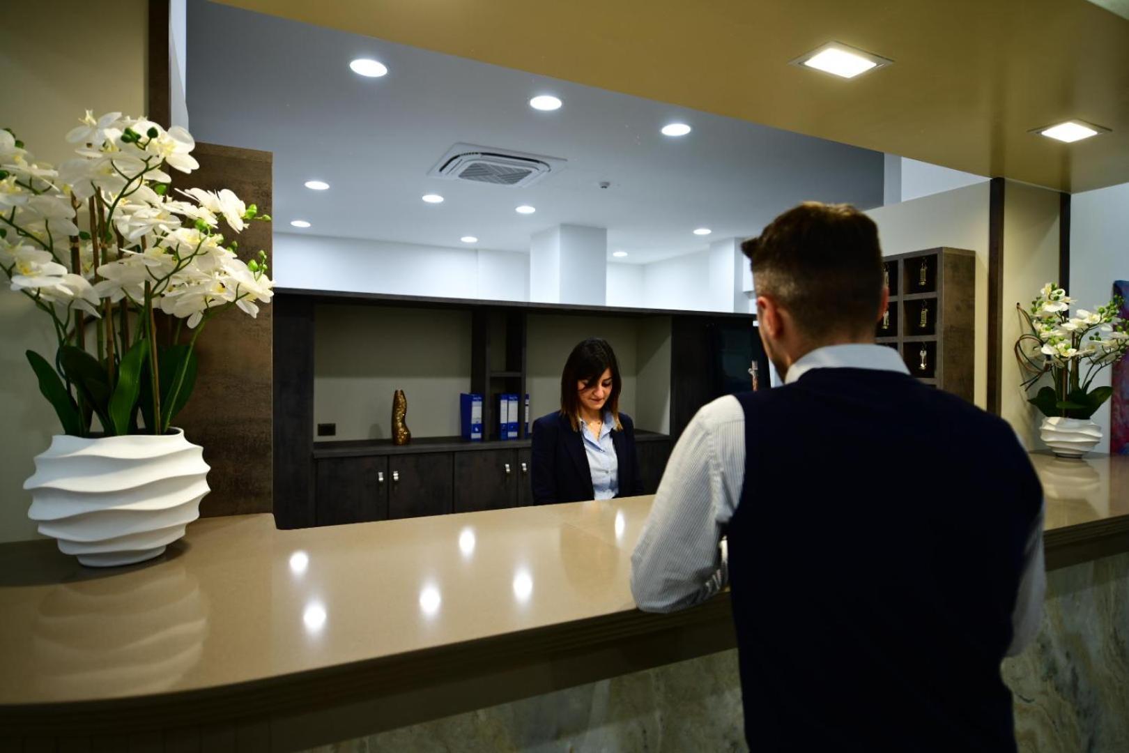 Hotel Eboli Extérieur photo